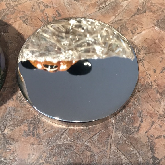 Whimsical Gnome accent candle - Picture 6 of 9